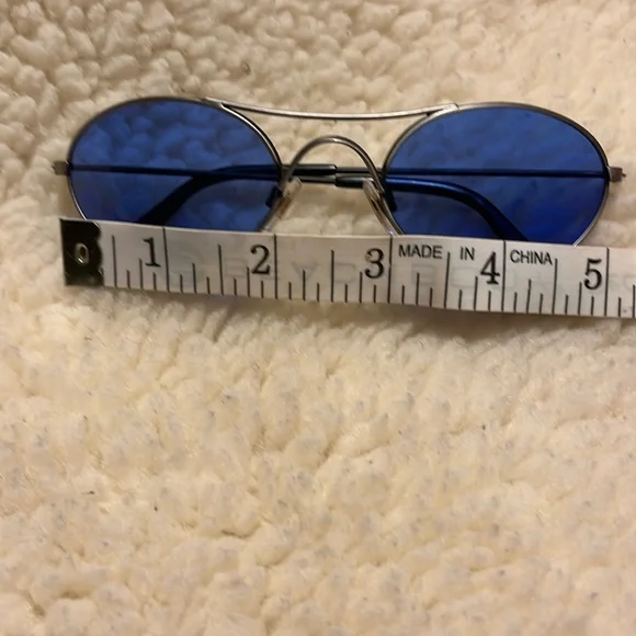 Stylish Oval Blue Lens Sunglasses - Picture 14 of 17